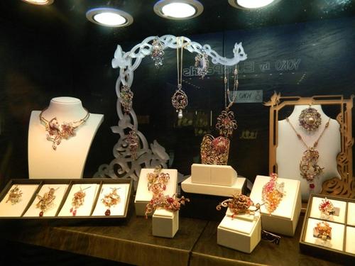 “双循环”新发展格局的开启——中国珠宝市场的机会将增多
